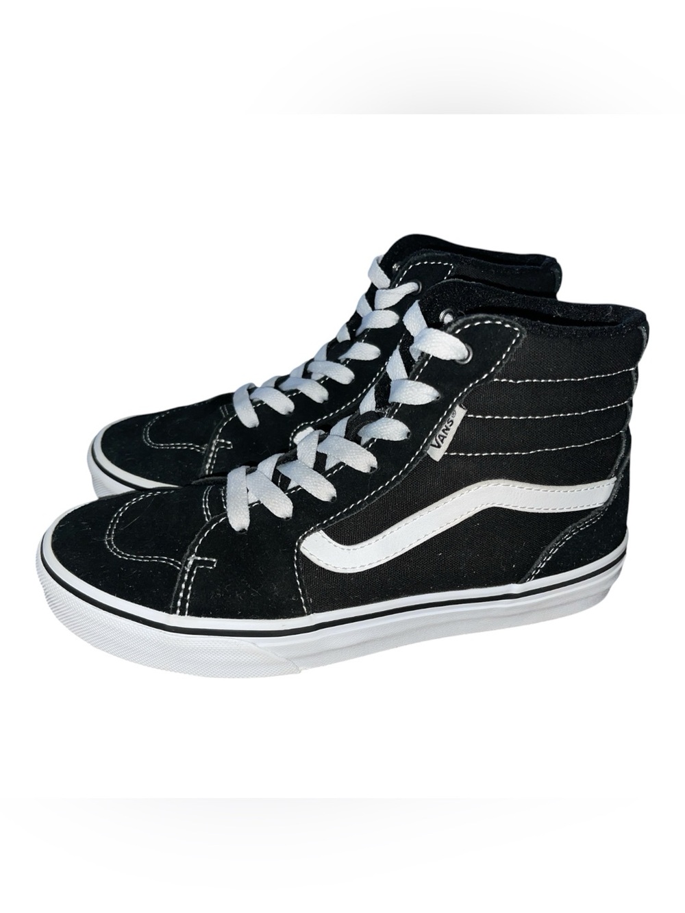 Vans Sk8-Hi Classic Black & White High Top Sneakers - Youth Size 4 in EUC